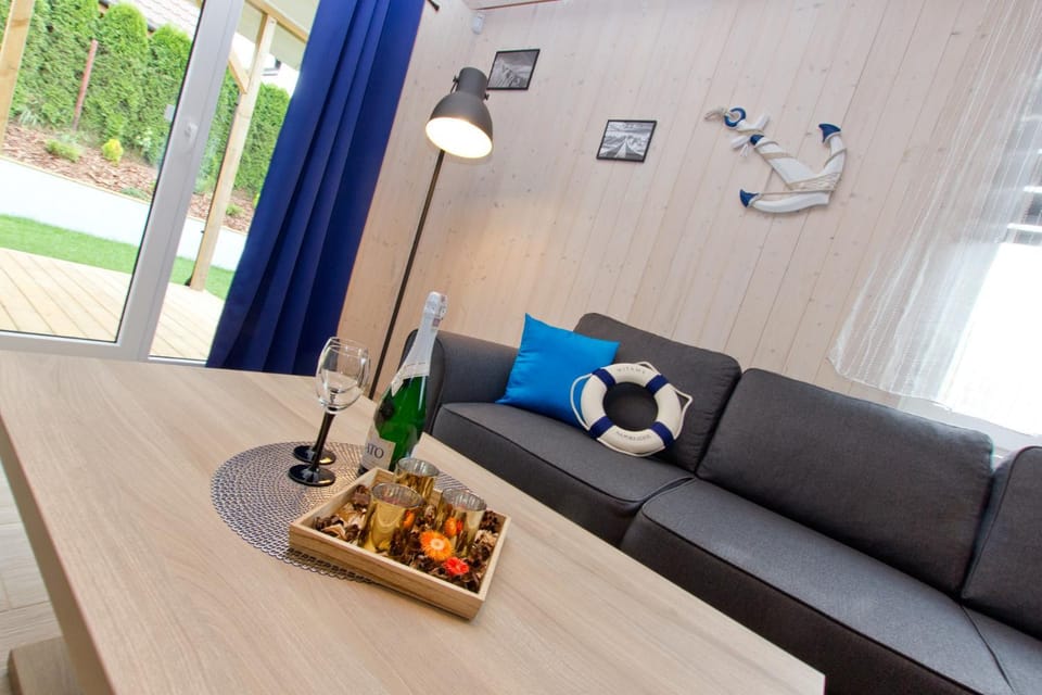 Living room, Alcoholic drinks