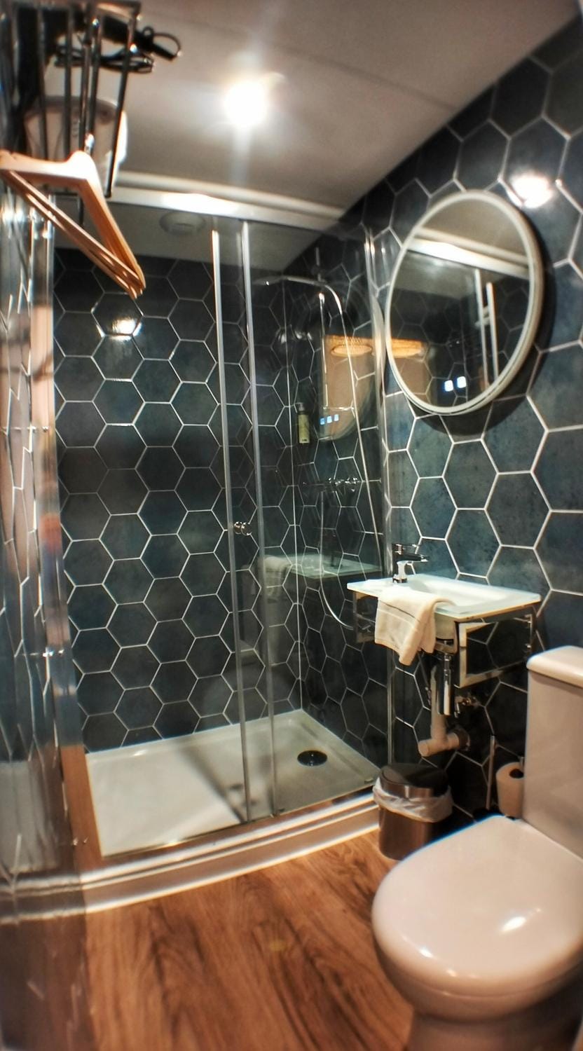 Shower, Bathroom