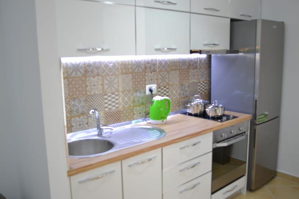 Seaview Penthouse 2 Bedrooms Apartment & Private garage Apartment in Vlorë