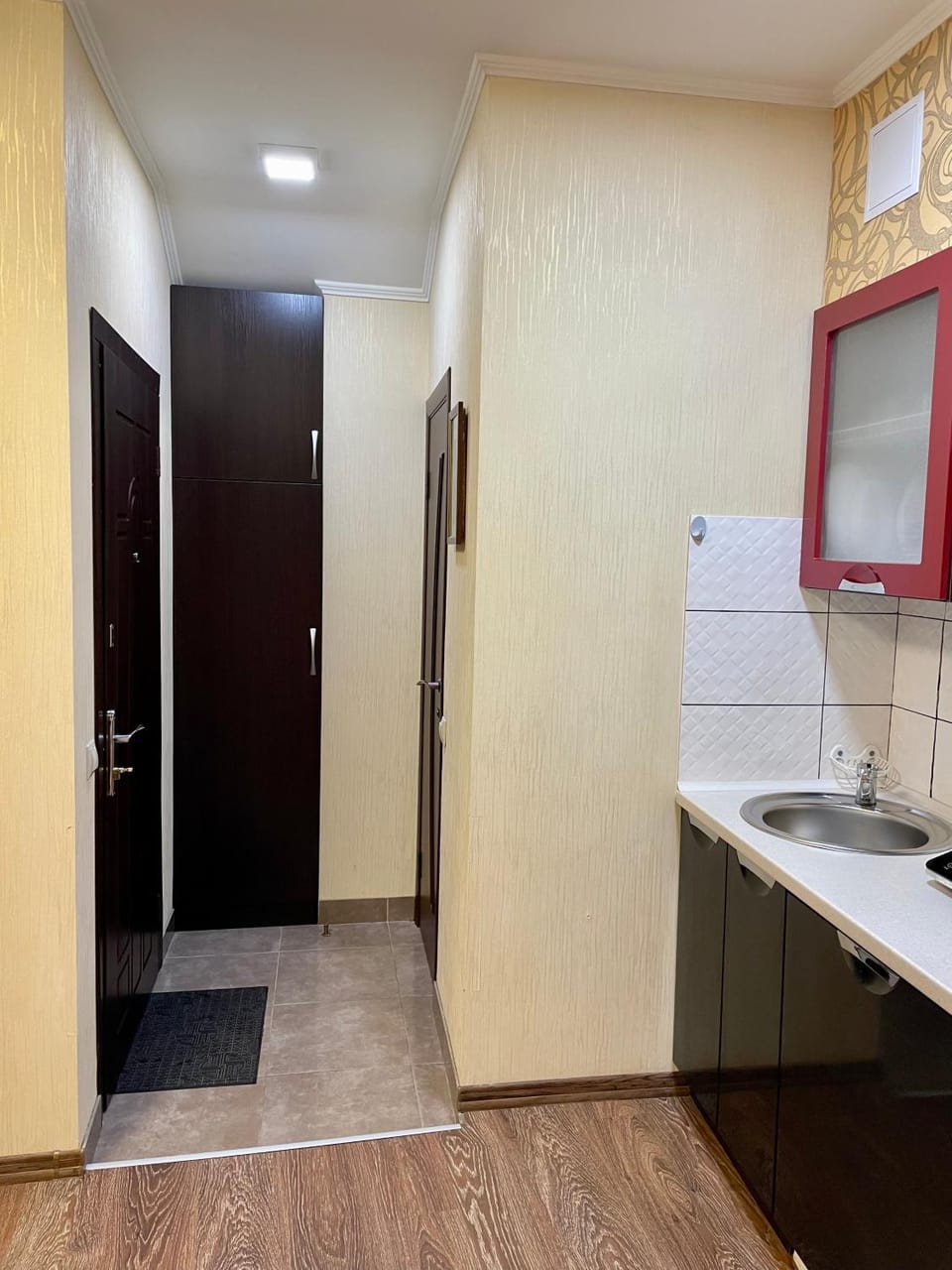 Studio Apartment -біля Вокзалу-недалеко від Центру-Городоцька 131 Apartment in Lviv
