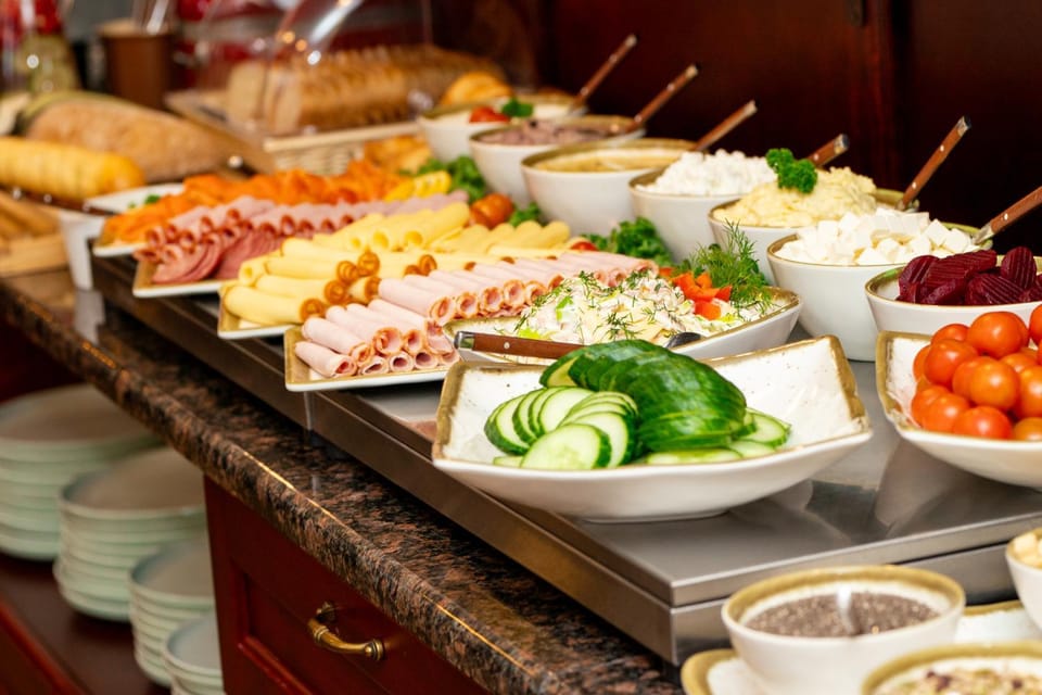 Breakfast, Buffet breakfast