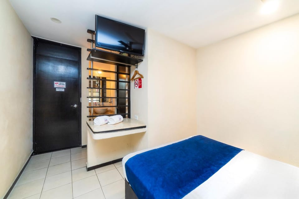 Bed, TV and multimedia