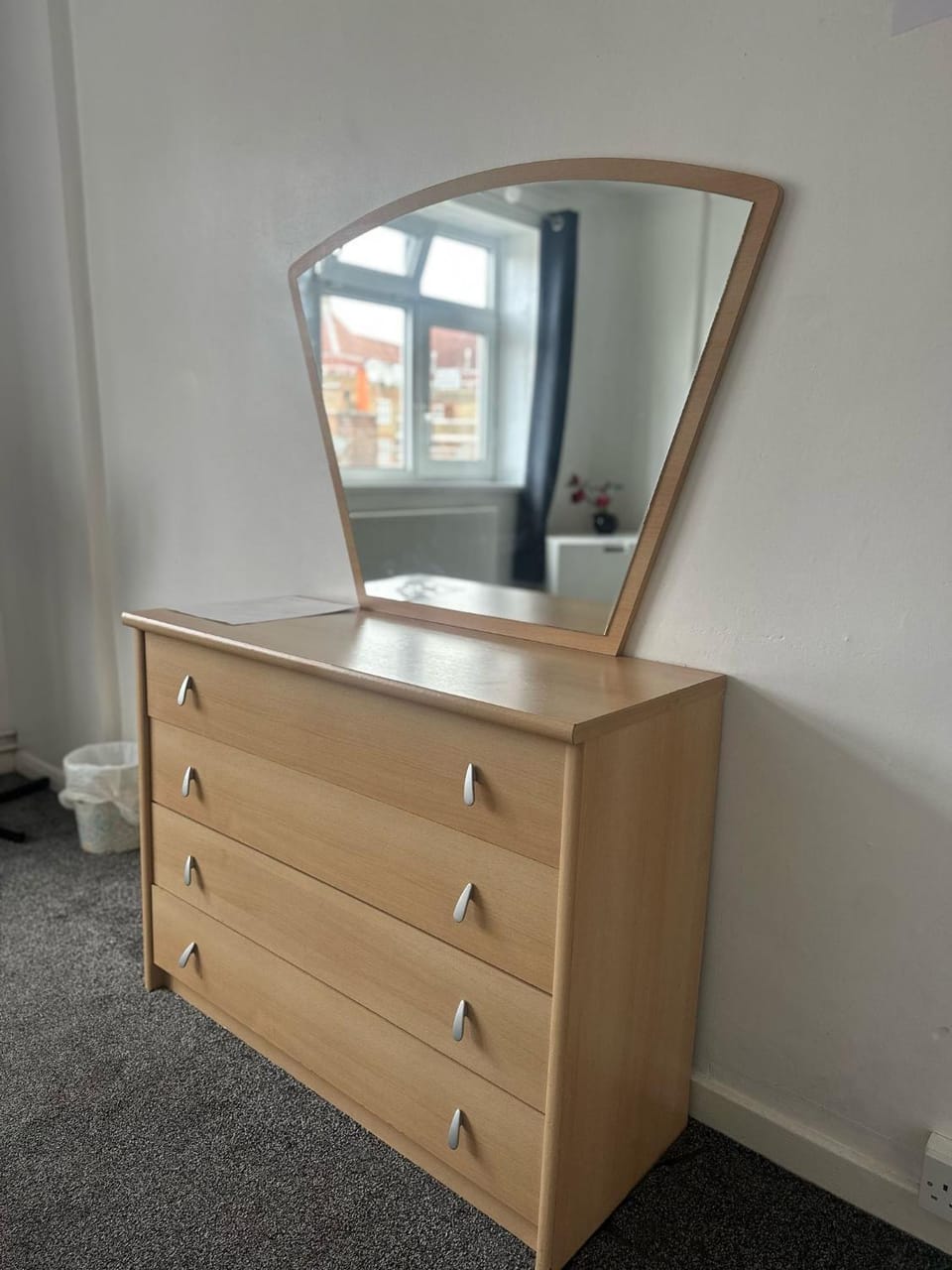London Budget Maisonette Bed and Breakfast in London