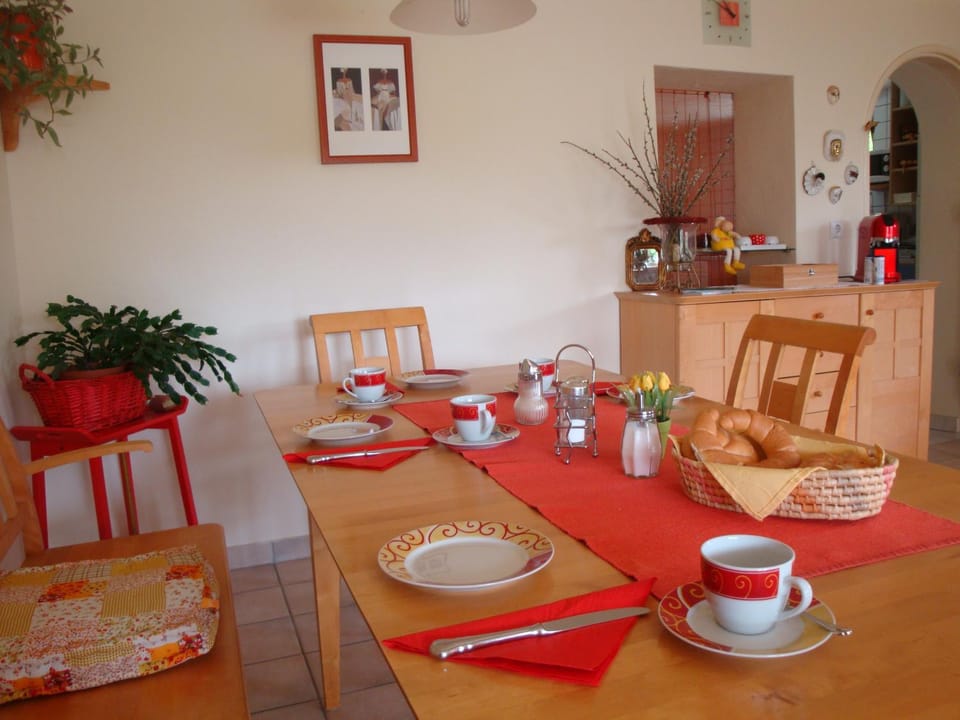 Restaurant/places to eat, Breakfast