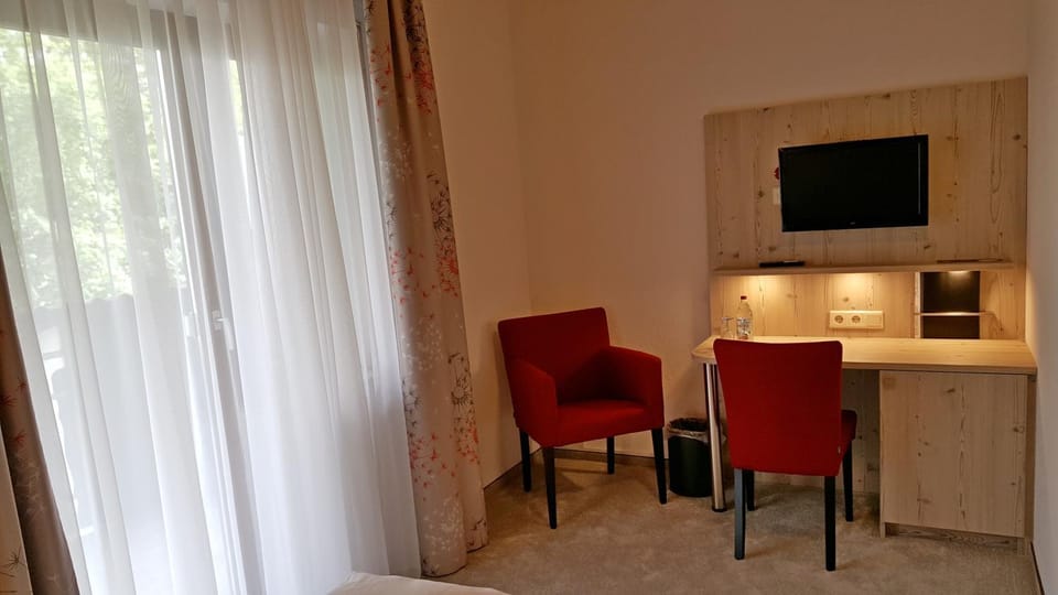 TV and multimedia, Seating area