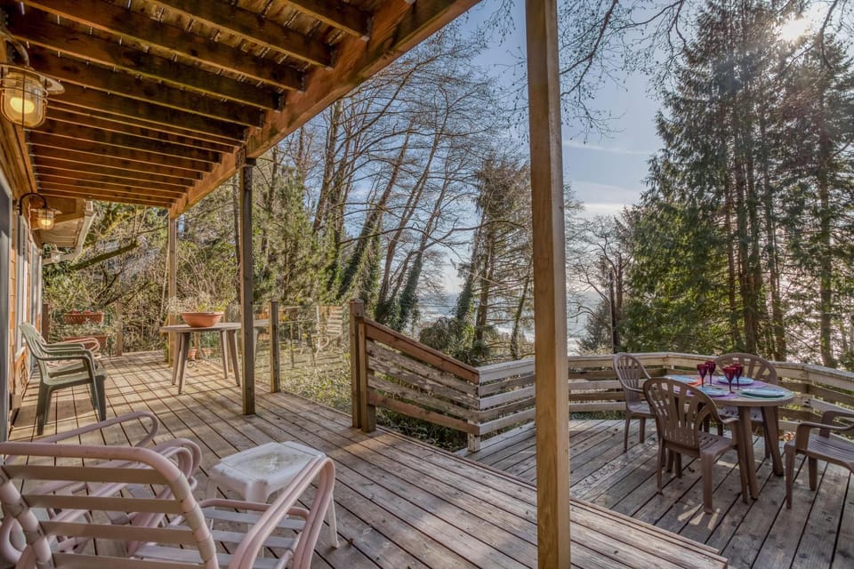 38445 Reed - Meredith Lodging House in Washington