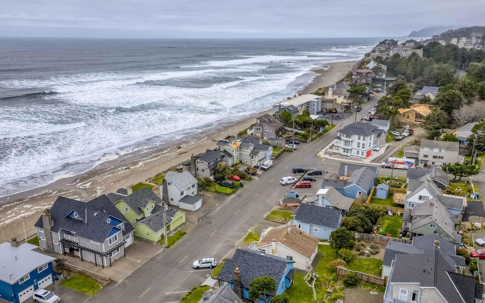 Anchor View House in Lincoln City