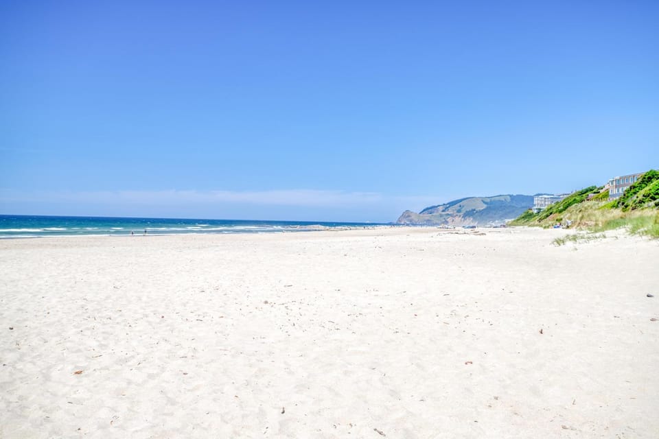 A Beautiful Day House in Lincoln City