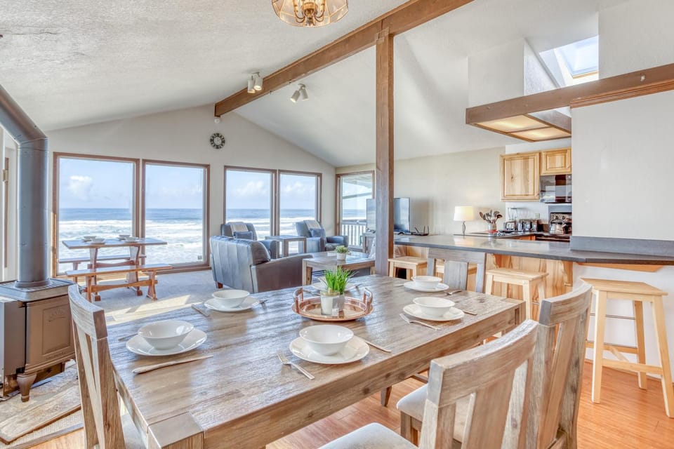 Stairway to Heaven House in Lincoln City