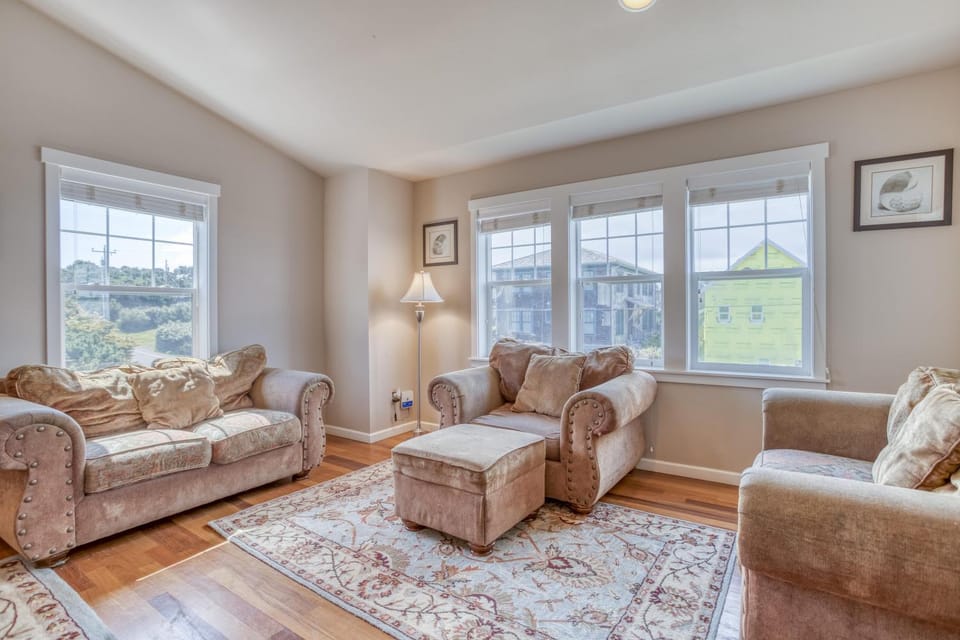 Sundance House in Roads End