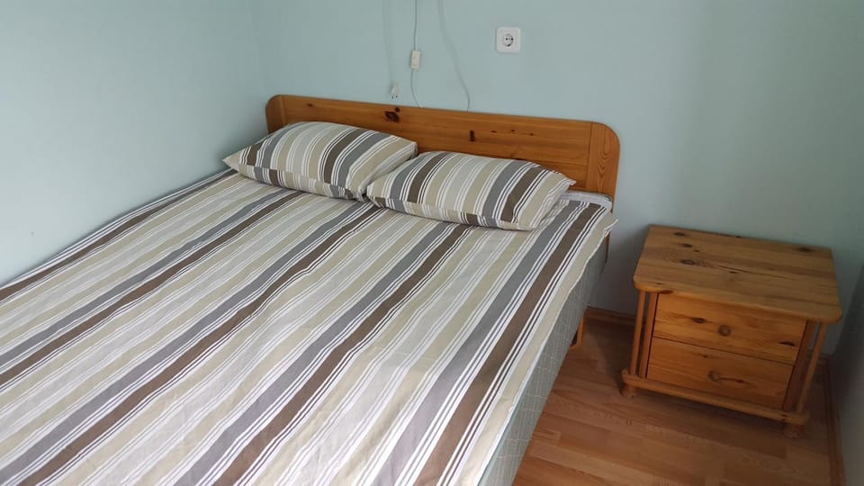 Bed, Photo of the whole room, Decorative detail