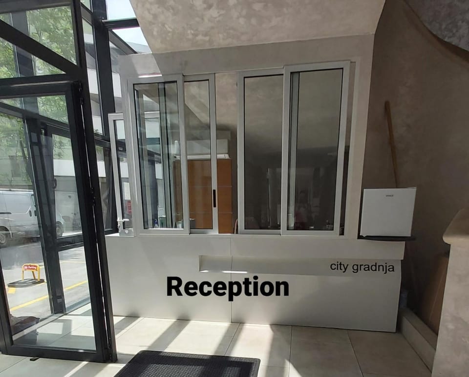 Apartmani Eleganza & La Vista Apartment in Novi Sad