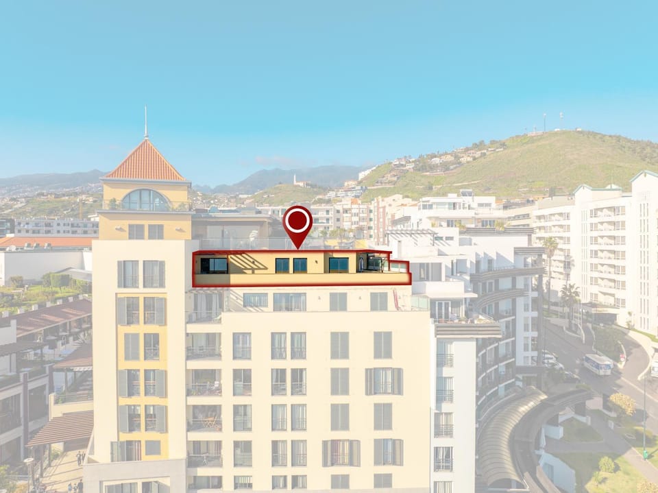 Two Bedroom Apartment with Balcony and Gorgeous view over the Atlantic Apartment in Funchal