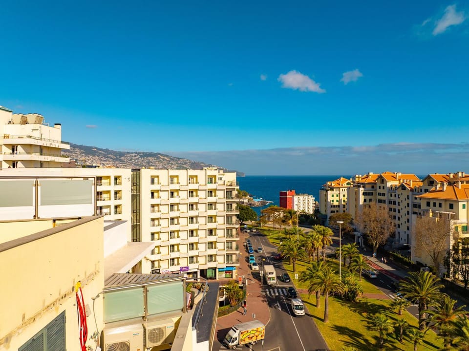 Two Bedroom Apartment with Balcony and Gorgeous view over the Atlantic Apartment in Funchal