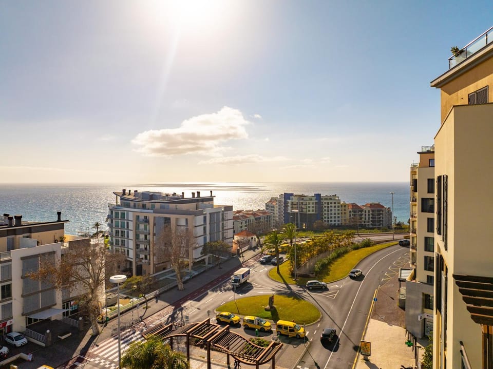 Two Bedroom Apartment with Balcony and Gorgeous view over the Atlantic Apartment in Funchal