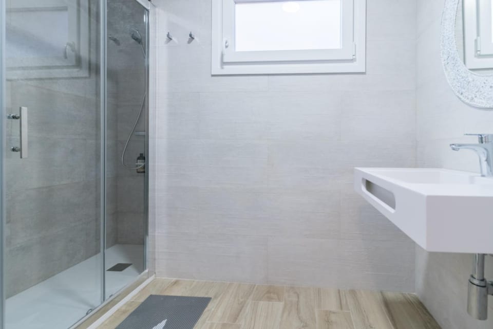 Malagueta Cervantes Apartment in Malaga