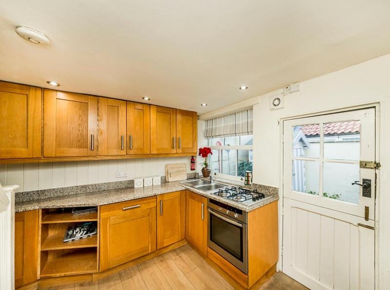 Kitchen or kitchenette, dishwasher, minibar, pet friendly, stove