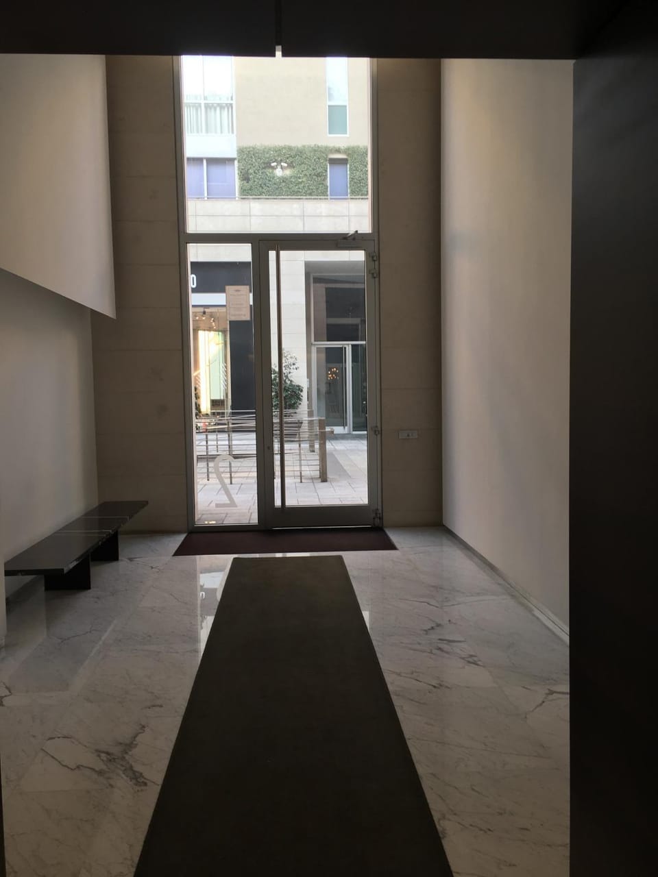 Facade/entrance