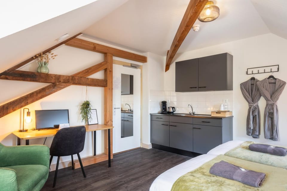 Coffee/tea facilities, Bedroom, towels