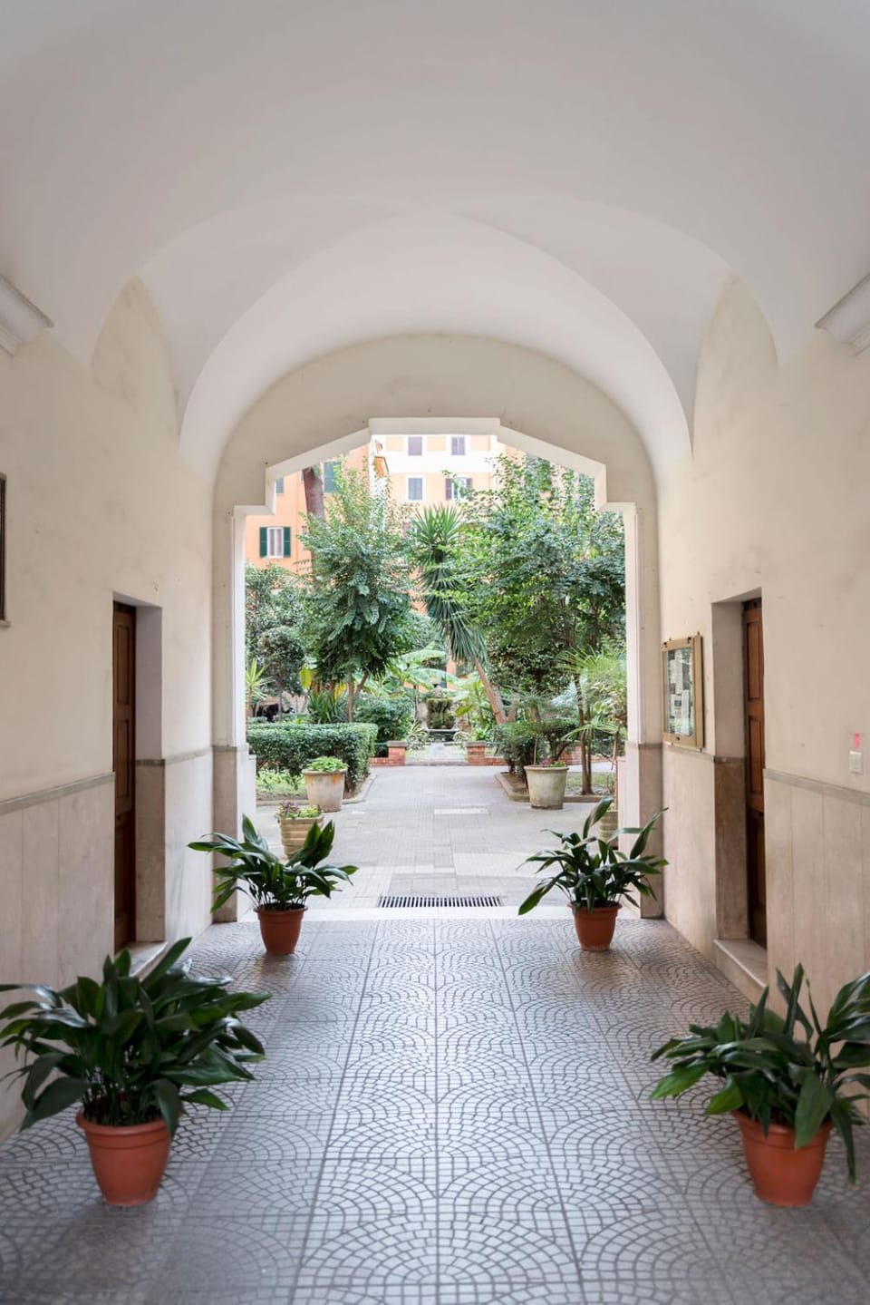 Facade/entrance
