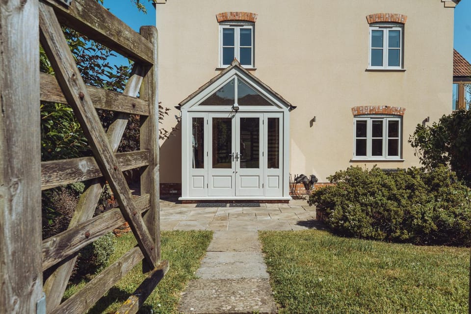 Property building, Garden