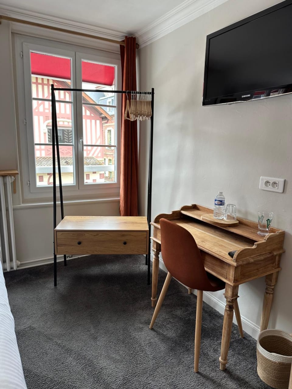 Hotel le P'tit Beaumont Hotel in Normandy