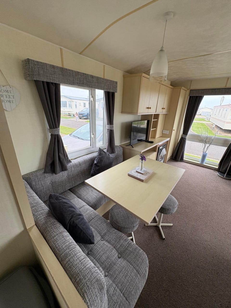 Golden Palm Resort Sherwood 3 bedroom 8 berth close to all entertainment and swimming pool House in Chapel Saint Leonards