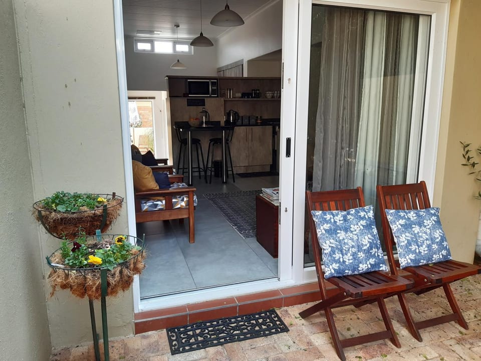 6 Olives on Third Apartment in Sandton