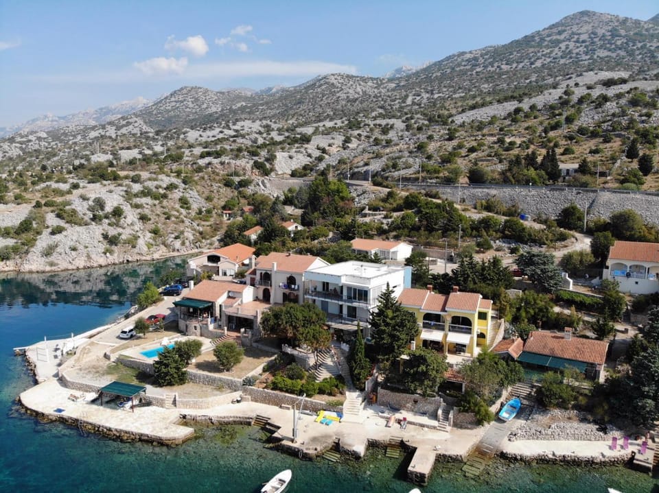 Holiday House Maretta - Apartment No 1 Apartment in Zadar County