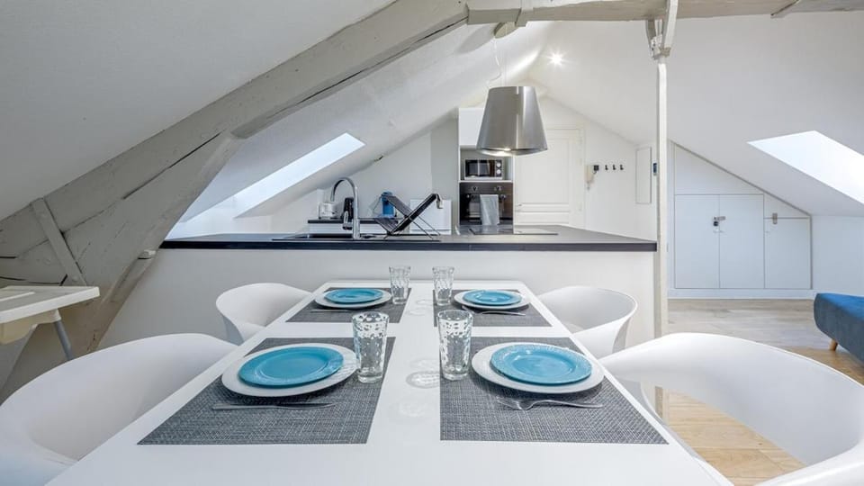 Le Saint Nicolas Apartment in Troyes