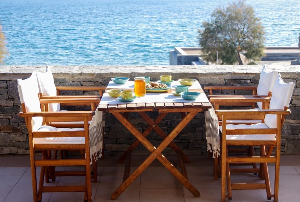 Syros Luxury Seaview Wellness Suite Finikas Apartment in Decentralized Administration of the Aegean
