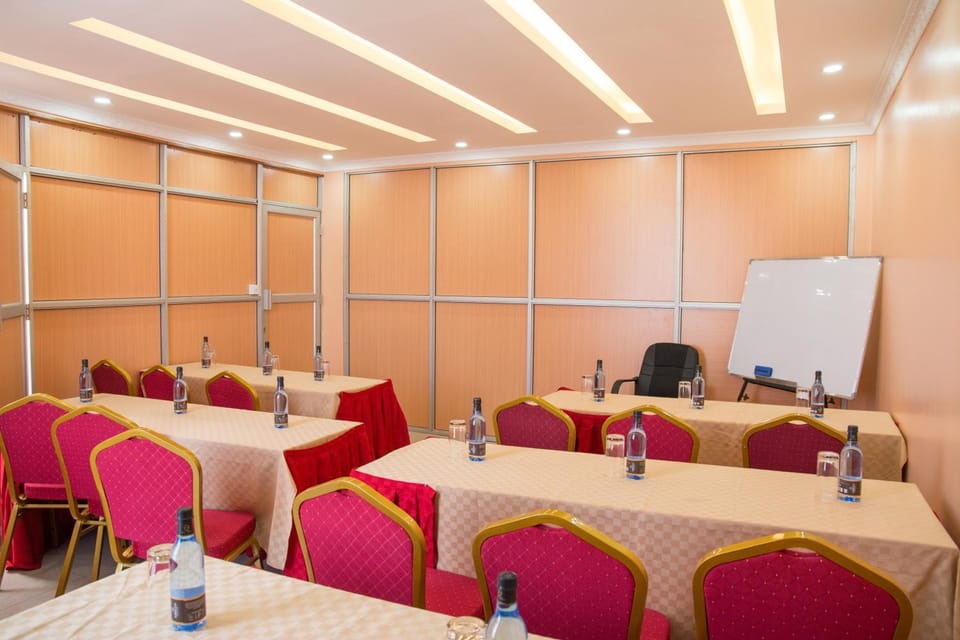 Meeting/conference room