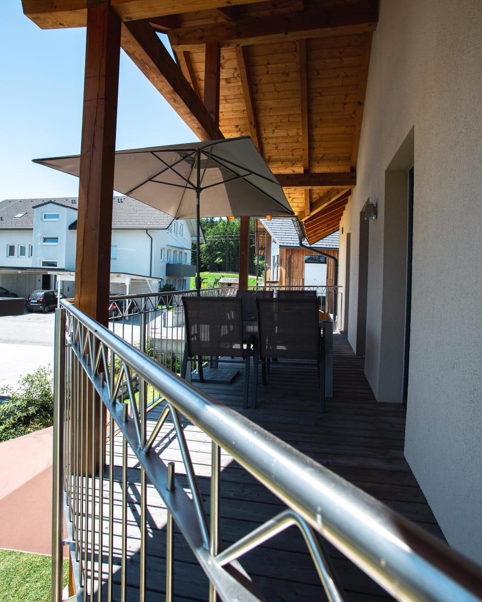 Balcony/Terrace, Balcony/Terrace