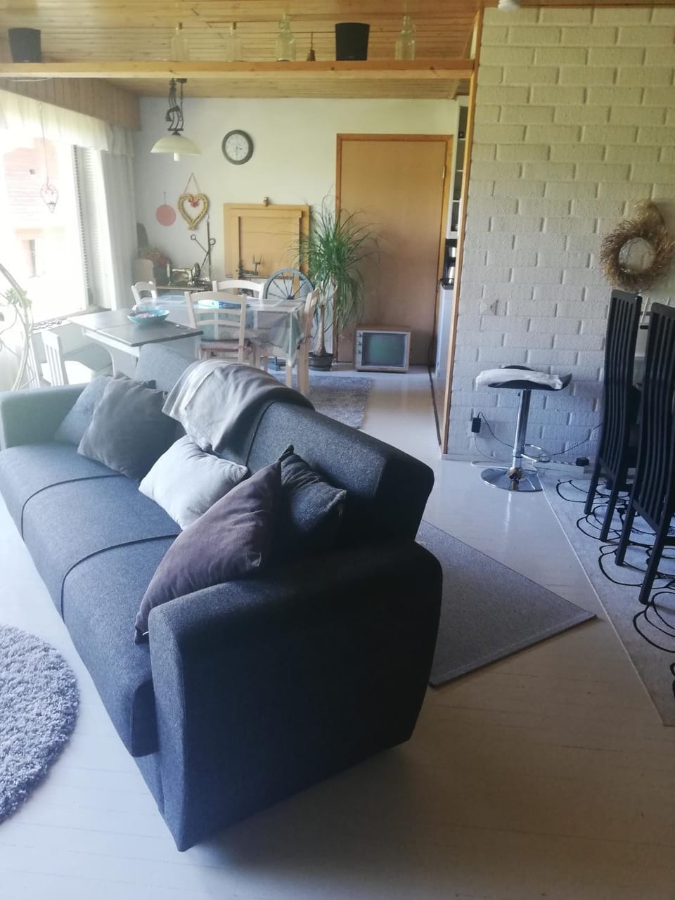 Living room, Photo of the whole room, Seating area