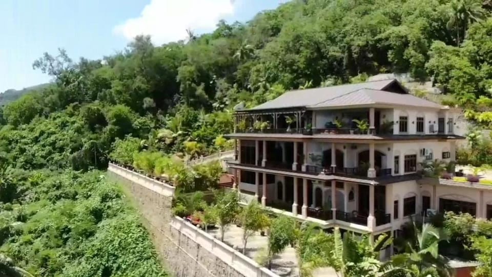 Ocean Terrace Bed and Breakfast in Africa