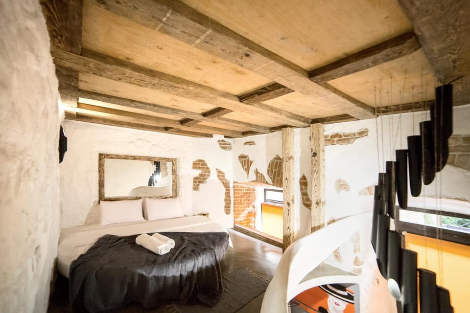 Апартаменти з сауною на Площі Ринок для 4 -х гостей - в еко стилі Apartment in Lviv