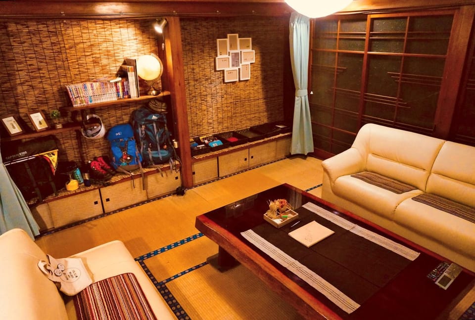 Communal lounge/ TV room, Internal: Not applicable to any particular room