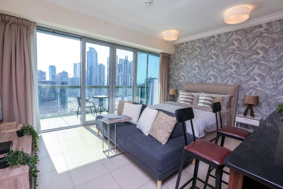Prime Retreats - Downtown Dubai Apartment in Dubai