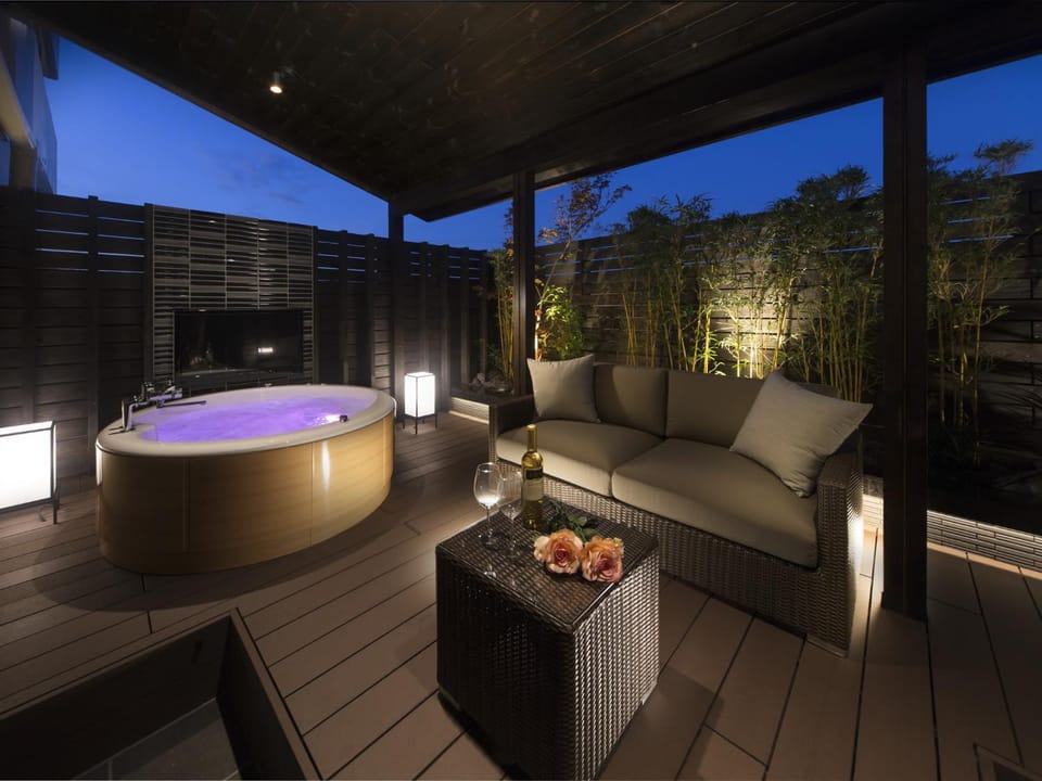 Open Air Bath