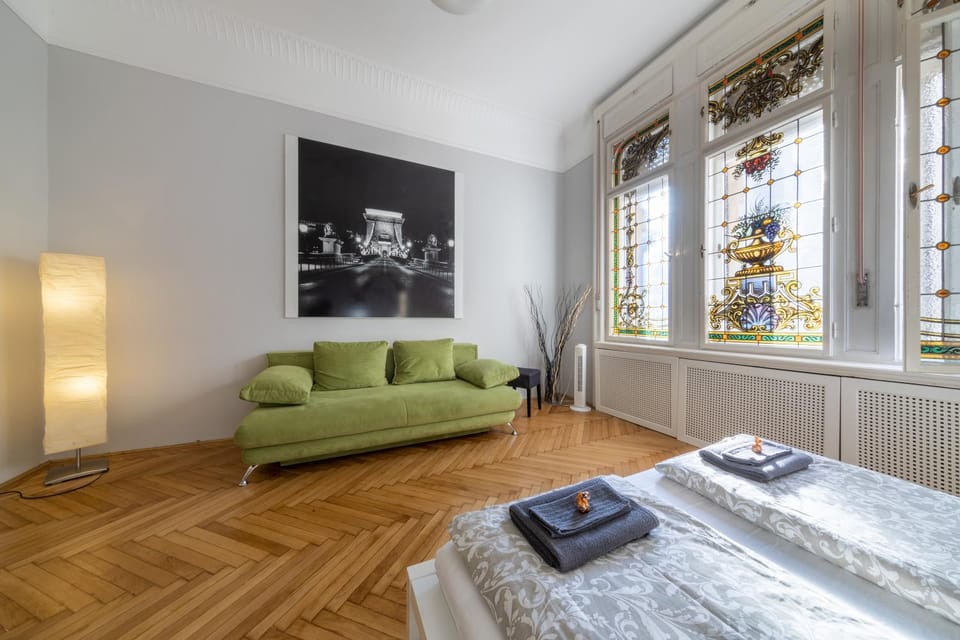 Bed, Living room, Photo of the whole room