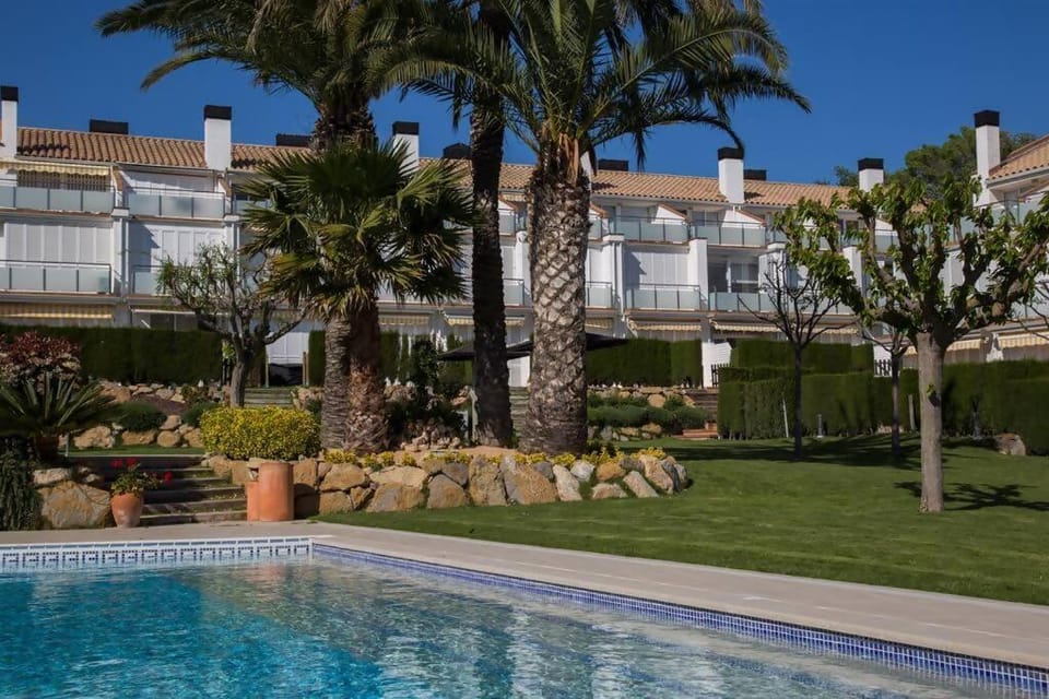 Garden, Swimming pool