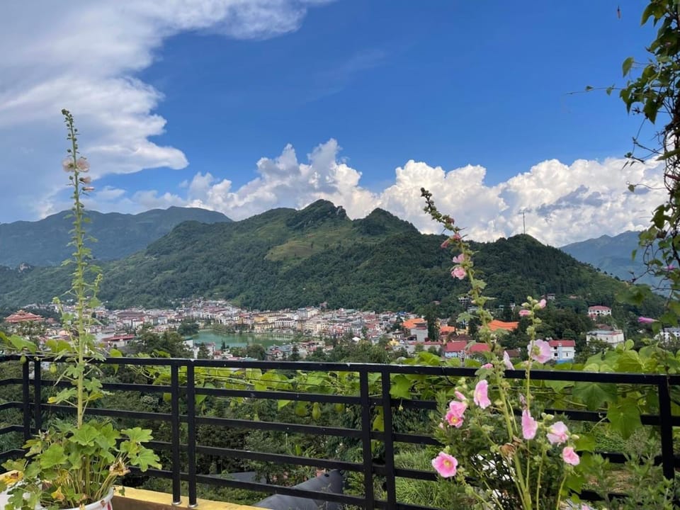 Homestay 715 View Sapa Vacation rental in Laos