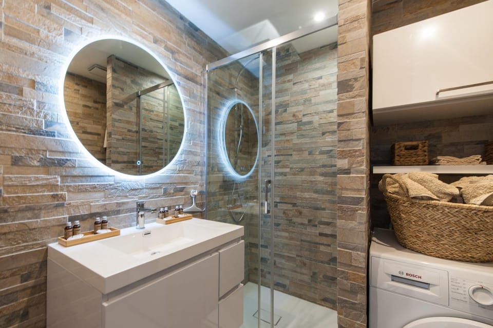 Shower, Bathroom