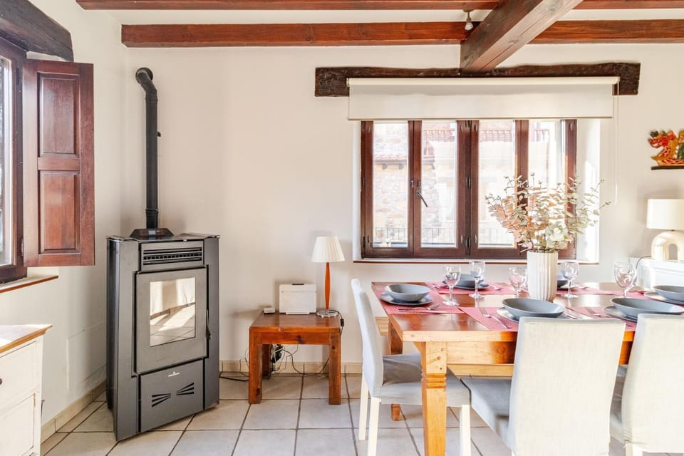 Casa Vallejo en Barcenaciones House in Western coast of Cantabria