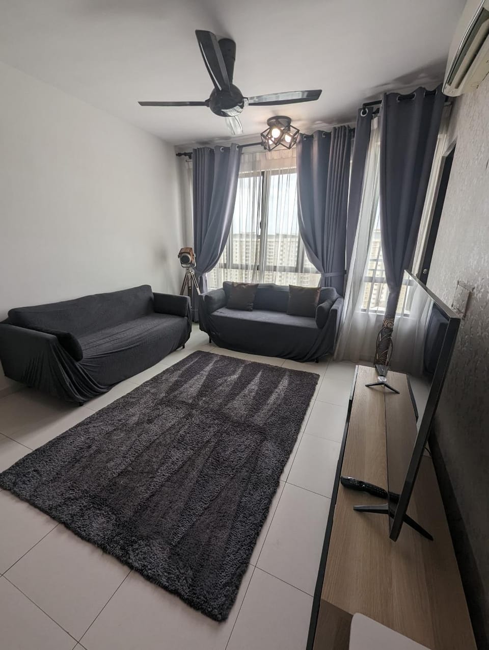 Kyra The Heights Residence Condo Ayer Keroh Melaka WiFi, Netflix & Pool Apartment in Malacca