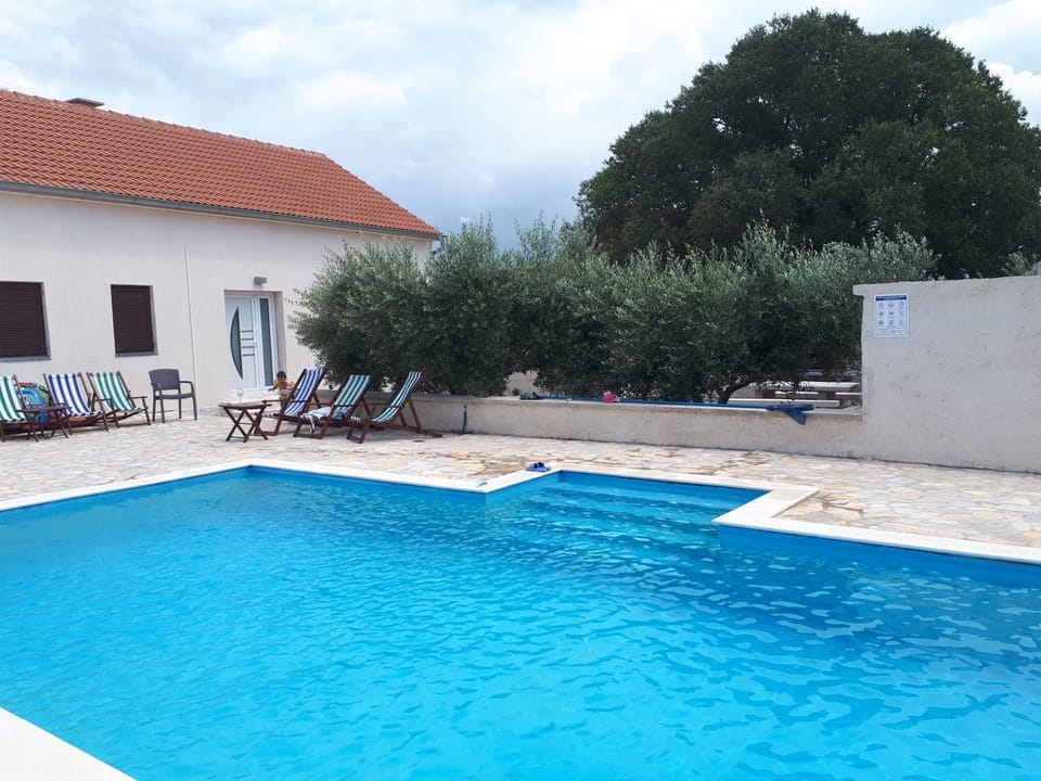 Property building, Pool view