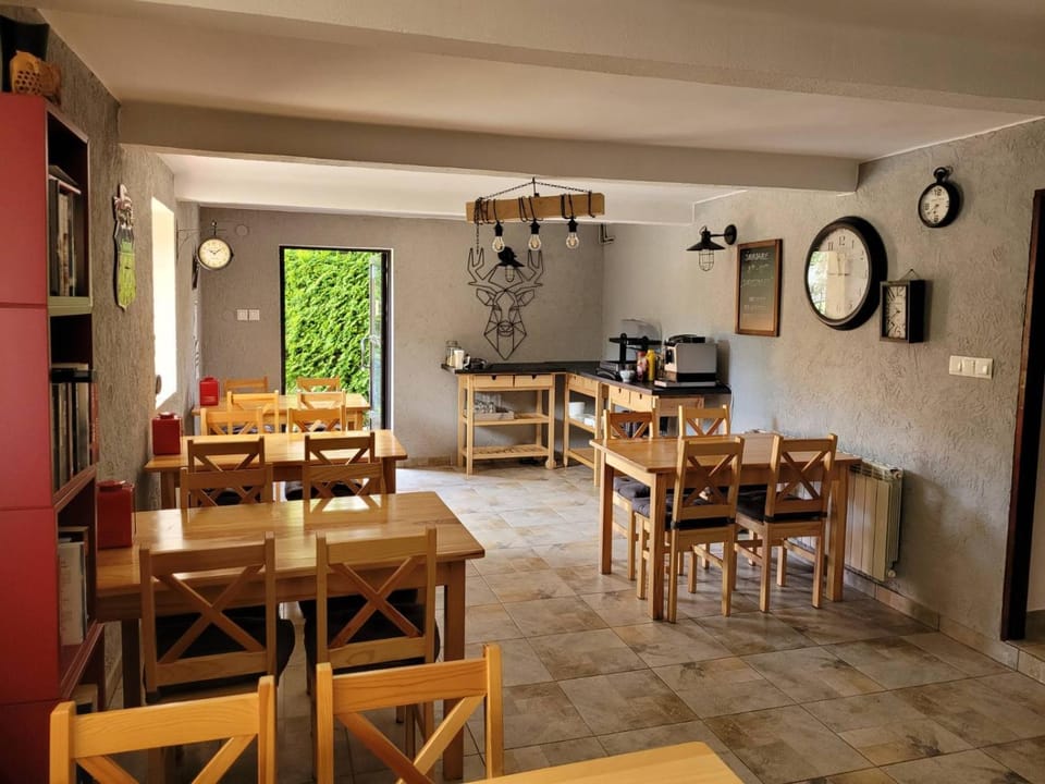 Willa pod Zegarem - w cenie Parking, szybkie Wifi, duzy ogrod, wiata grilowa! Vacation rental in Lesser Poland Voivodeship