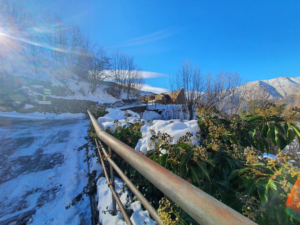 Nearby landmark, Natural landscape, Winter