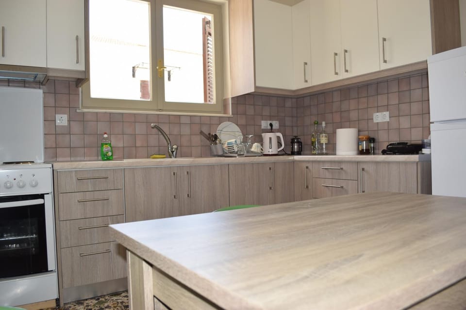 Modern Apartment with Garden Apartment in Kissamos