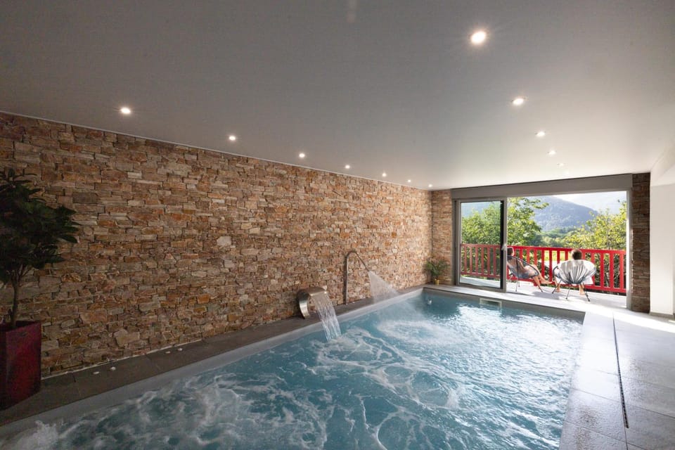 Hotel Restaurant du Fronton - Maison Bonnet Hotel in French Basque Country